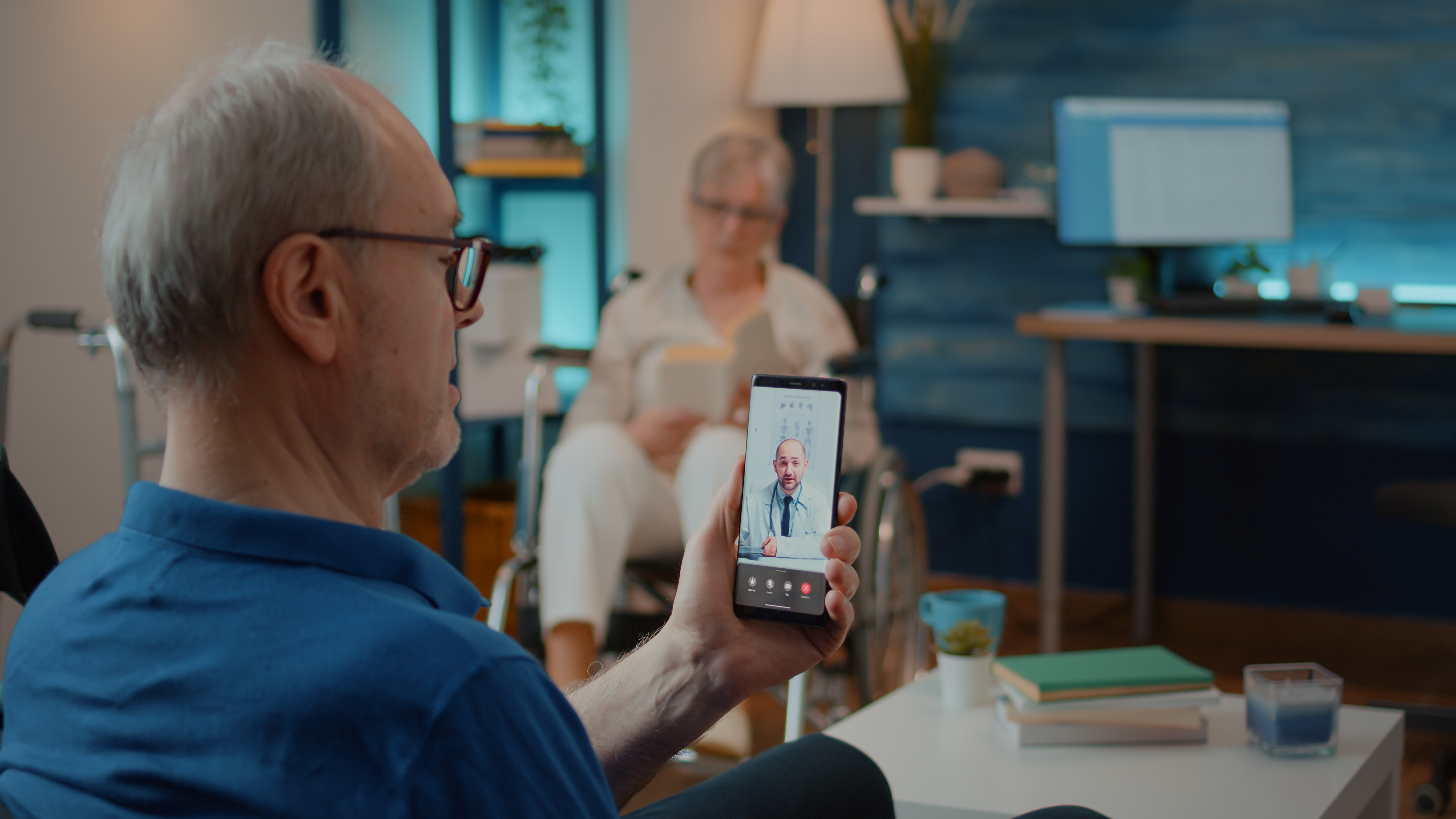 Telemedicine support for elder patient